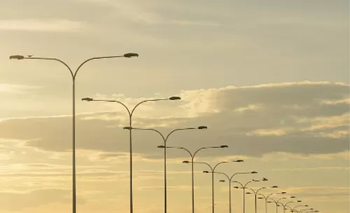 عدة أشياء تحتاج إلى معرفته عن ضوء الشارع أدى